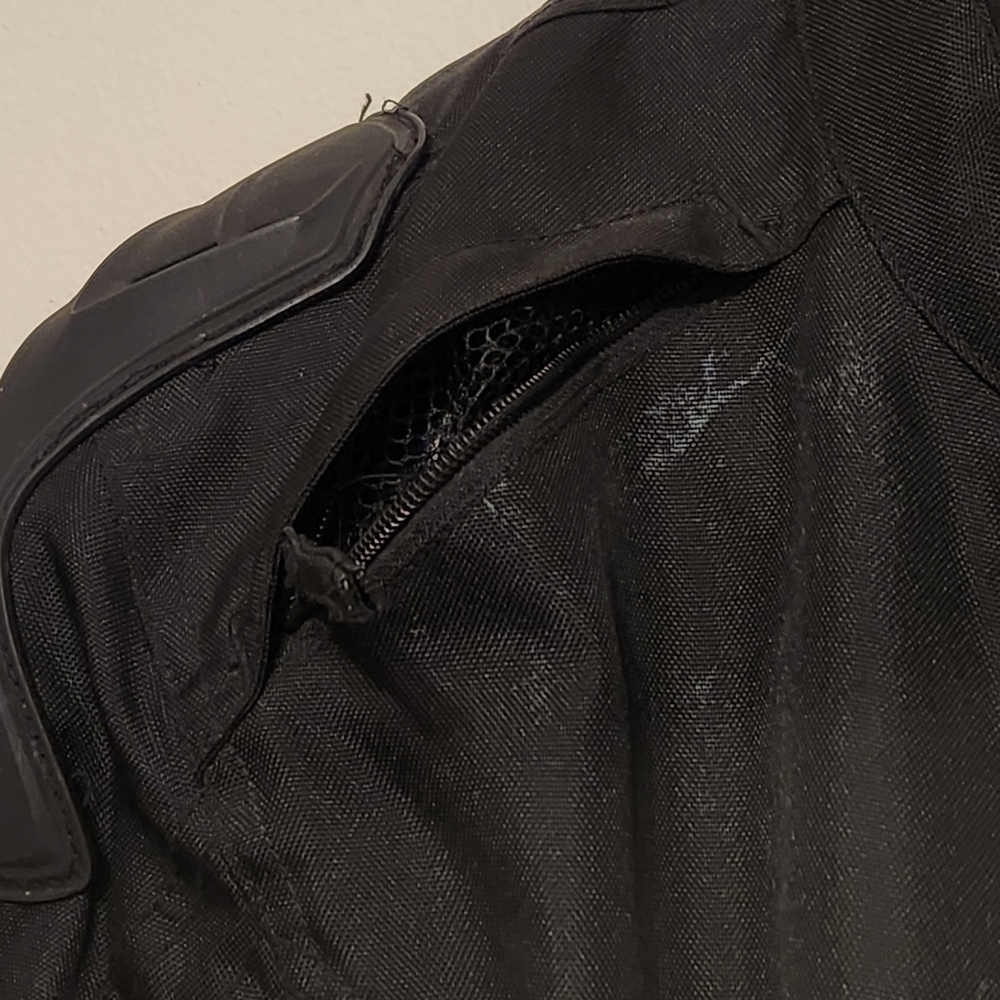 Black Performance Motorcycle Jacket - Picture 12 of 16